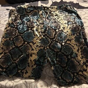 Chic Snakeskin Print Shorts